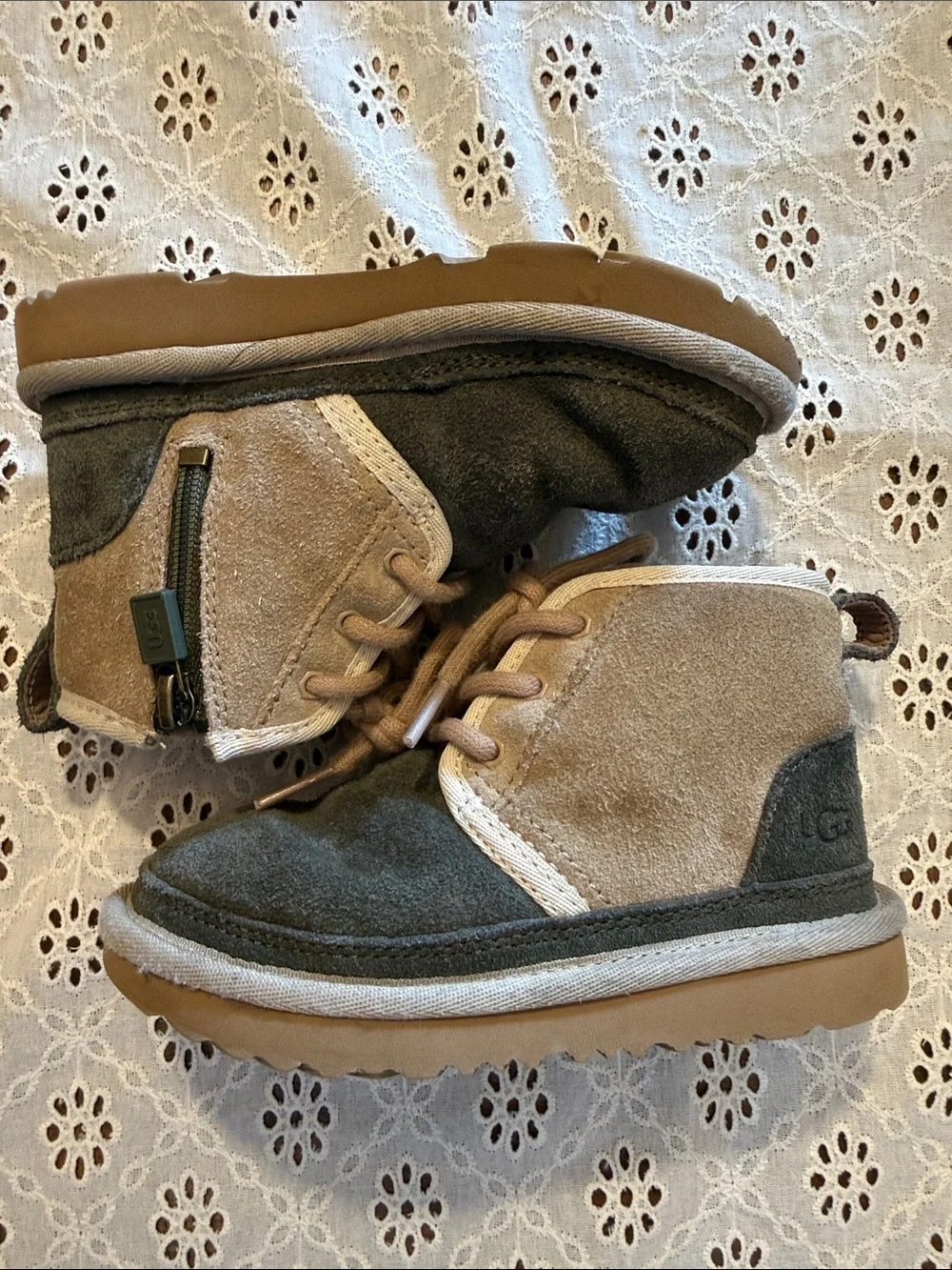 UGG Kids Two-Tone Suede Boot in Beige and Olive
